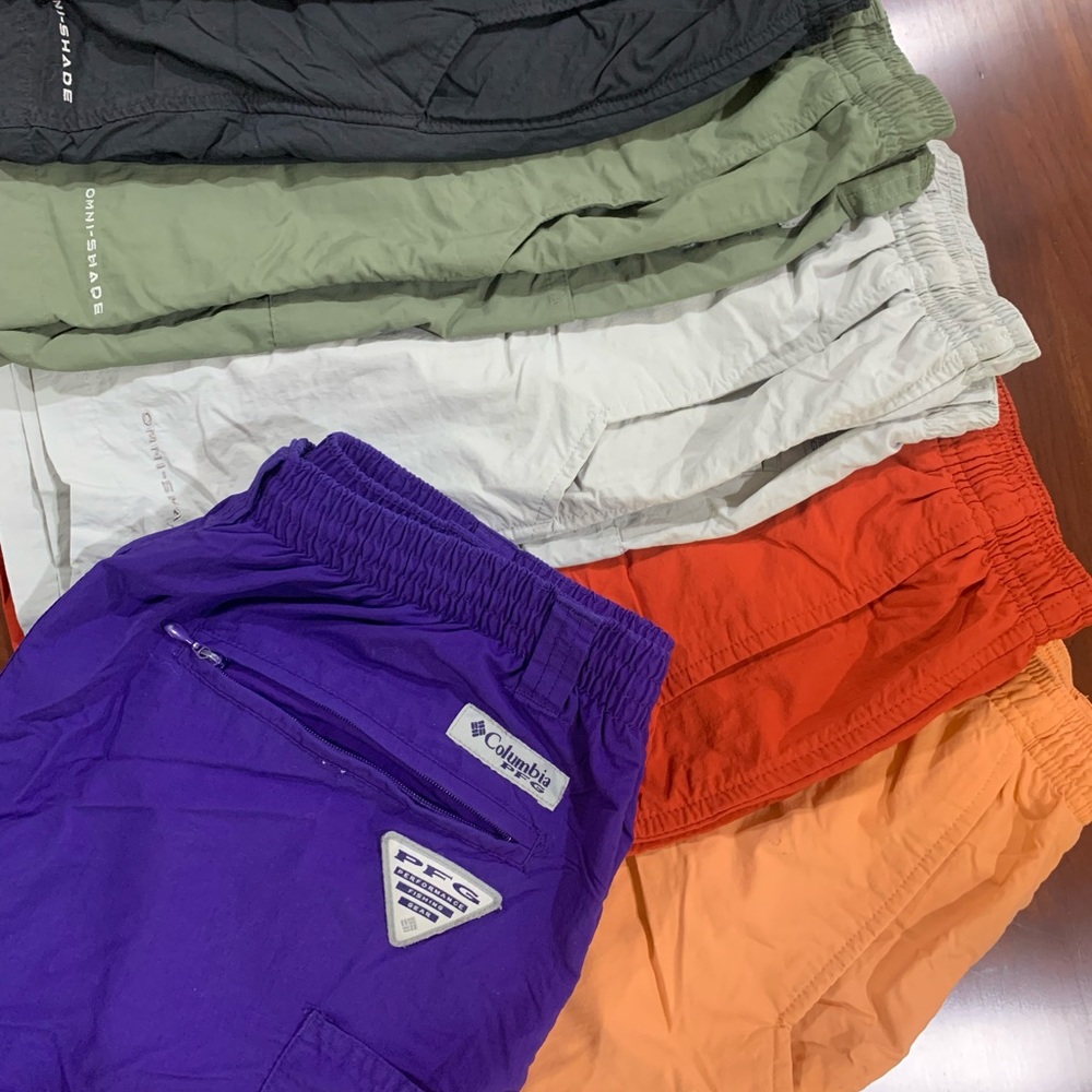 GREEN Columbia PFG Shorts
